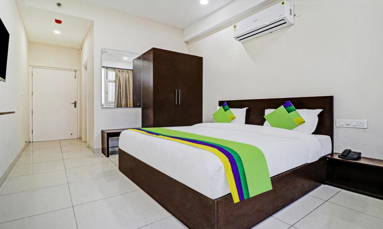 Hotel Treebo Kamron Regency Sector 80 Mohali Exteriér fotografie