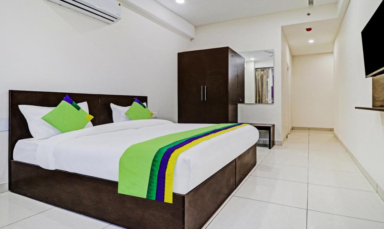 Hotel Treebo Kamron Regency Sector 80 Mohali Exteriér fotografie