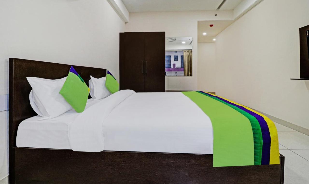 Hotel Treebo Kamron Regency Sector 80 Mohali Exteriér fotografie