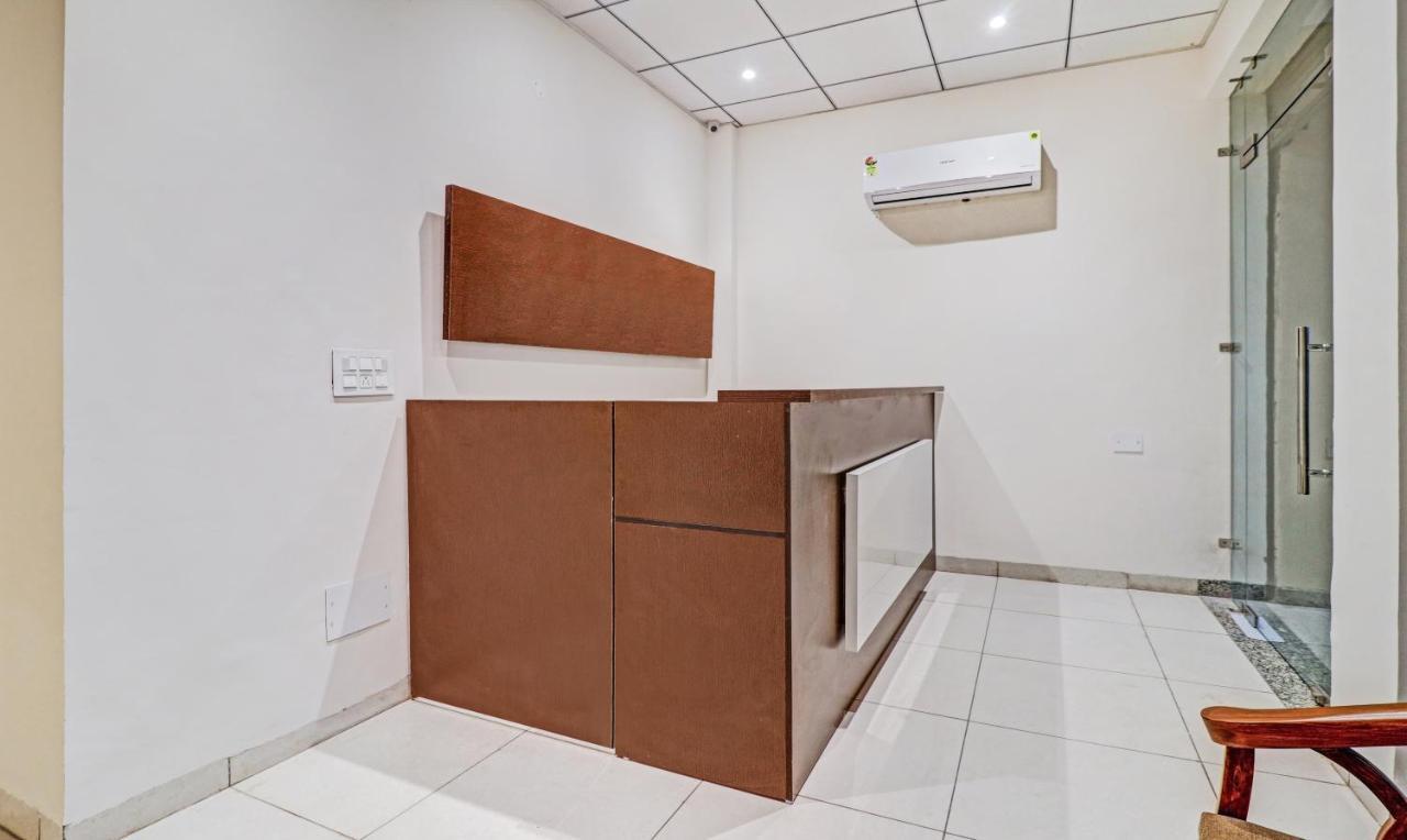 Hotel Treebo Kamron Regency Sector 80 Mohali Exteriér fotografie